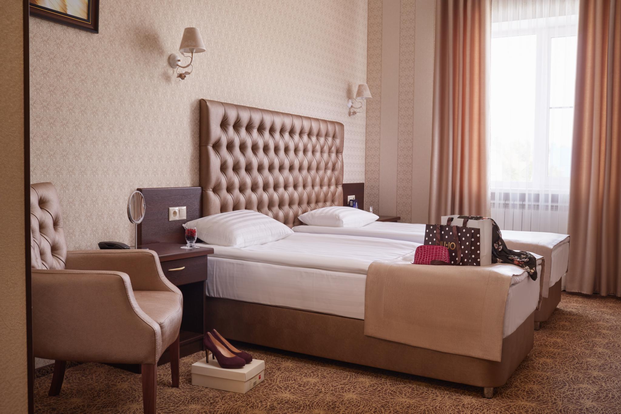 Забронировать отель Отель Легенда в центре в России онлайн Кисловодск. отзыва об