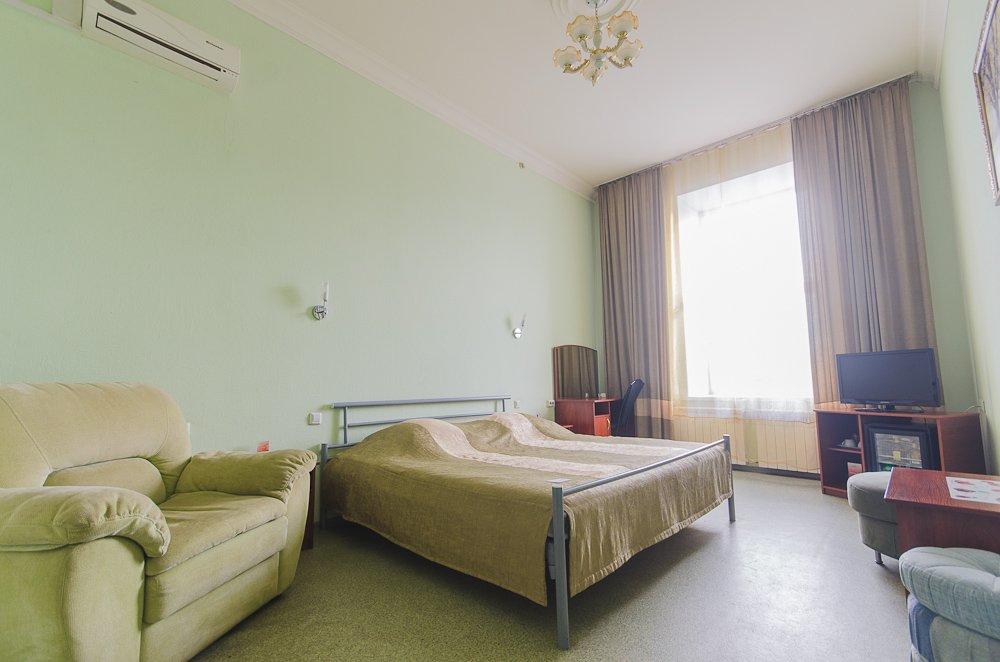 Гостиница Лалетин 1*, Барнаул, цены от 1600 руб. 101Hotels.com