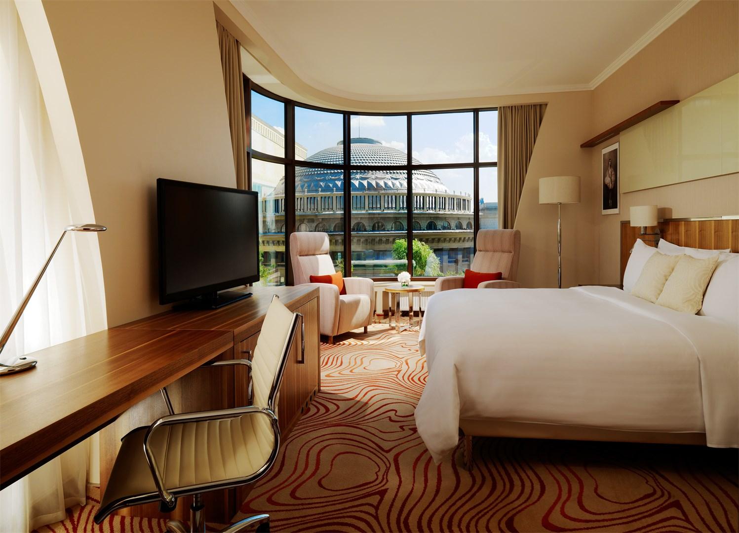 марриотт снять номер. отель 5 звезд новосибирск. марриотт отель делюкс. гостиница marriott новосибирск. мариотта новосибирск гостиница.