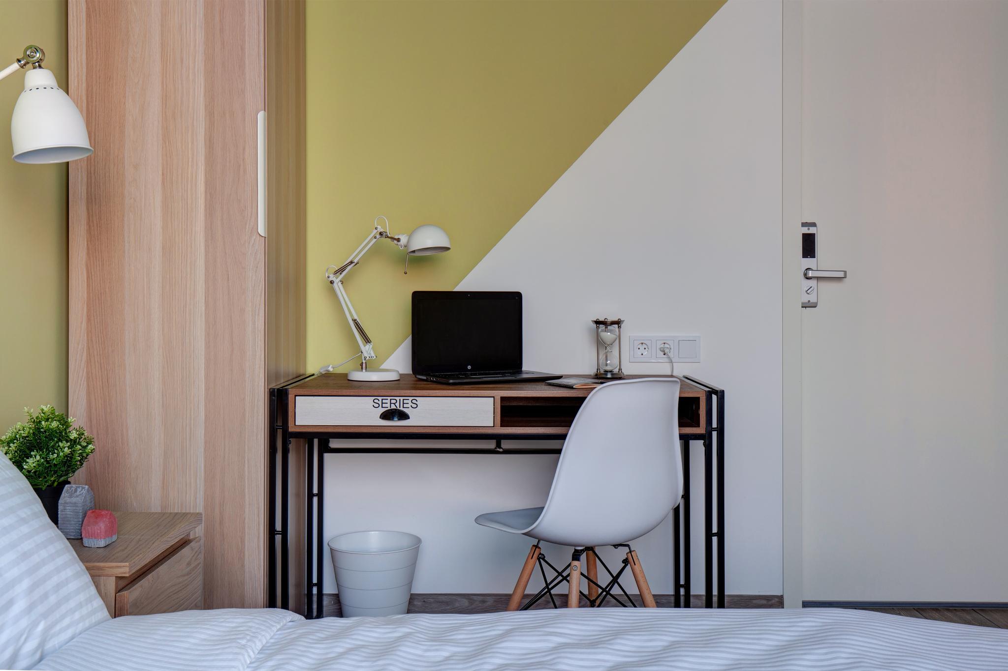 Roomi. Roomy Hostel ЕКБ. Roomy Hostel ул Добролюбова 16/2. Руми хостел Екатеринбург. Отель Roomi Архангельск.