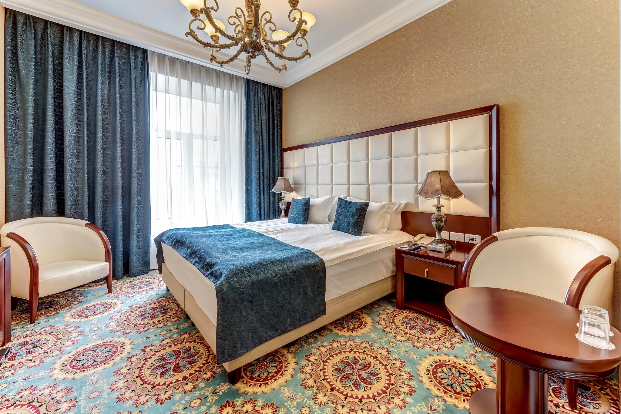 Cosmos saint petersburg nevsky hotel