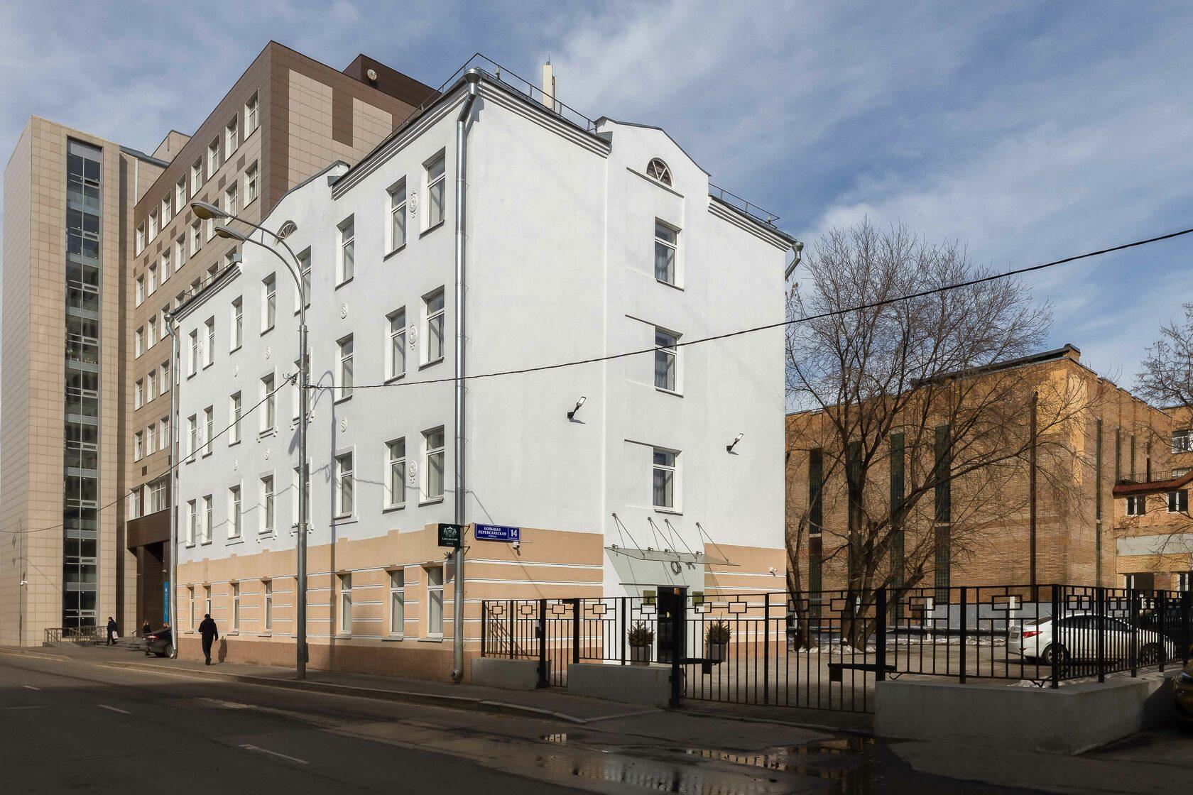 Москва большая переяславская улица 7с1 runa tex. Отель Greenstone Москва. Большая Переяславская дом 11. Большая Переяславская 10.