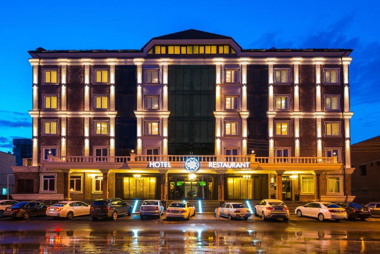 Отель Триумф (Triumf) 4* (Краснодар) - бронирование номеров 2025, цены на туры с