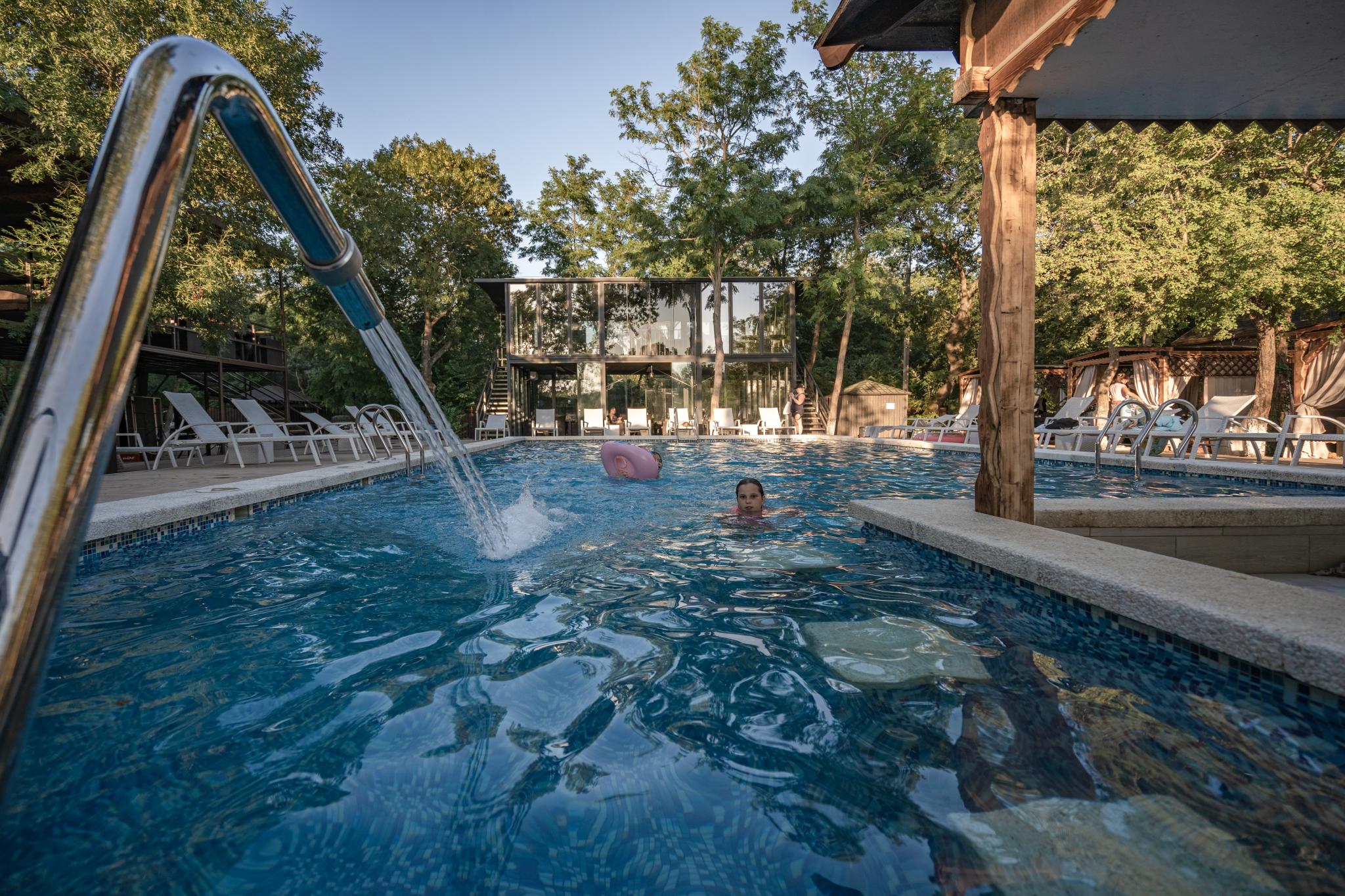 картинки детскийй нудизм Нудистский пляж Дивноморского — информация, описание, отзывы и фото пляжа