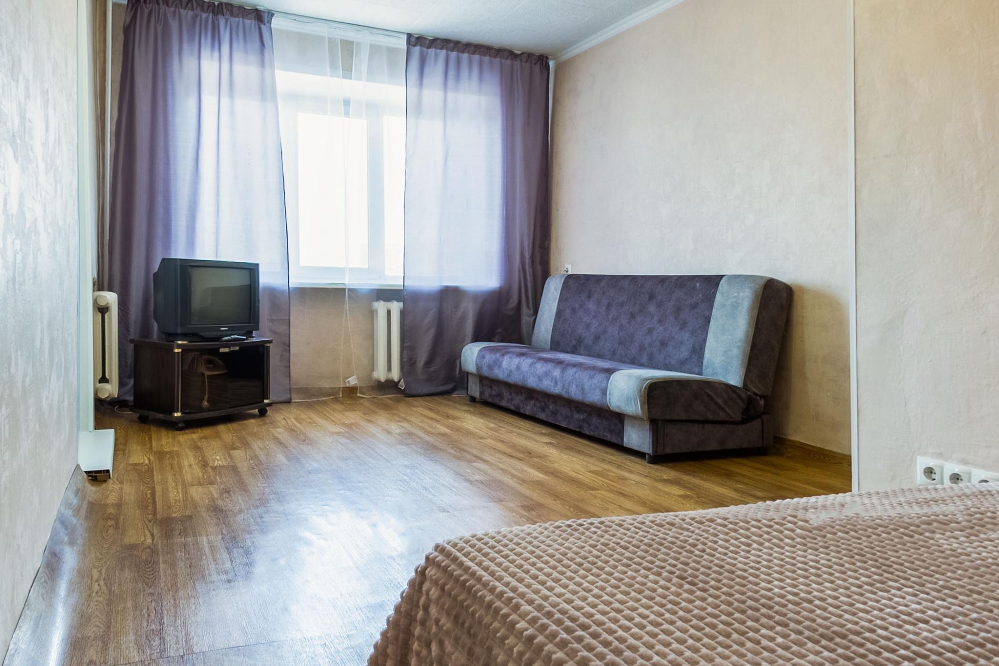 Снять квартиру красноярск красраб. Красноярский рабочий, 74д. Снять квартиру в красноярске посуточно красноярский рабочий. Снять1комн квартиру в красноярске на красрабе без посредников. Крас раб 164.