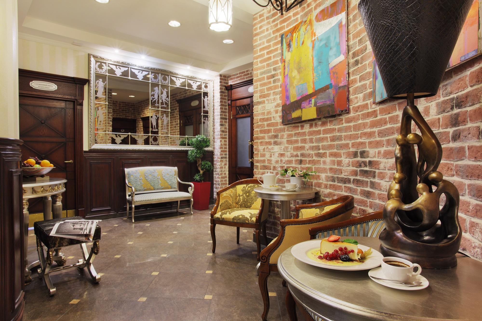 Пале рояль екатеринбург. Пале рояль гостиница екатеринбург. Пале рояль екатеринбург свадьба. Отель пале рояль конференц зал. Паль екатеринбург.