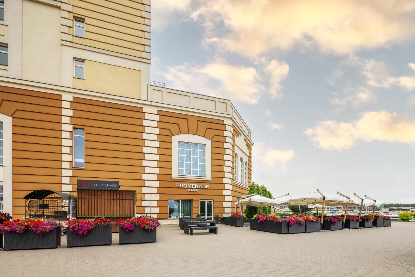 Radisson Resort Zavidovo (Рэдиссон Завидово), Вараксино дер., - цены на  бронирование отеля, отзывы, фото, рейтинг гостиницы