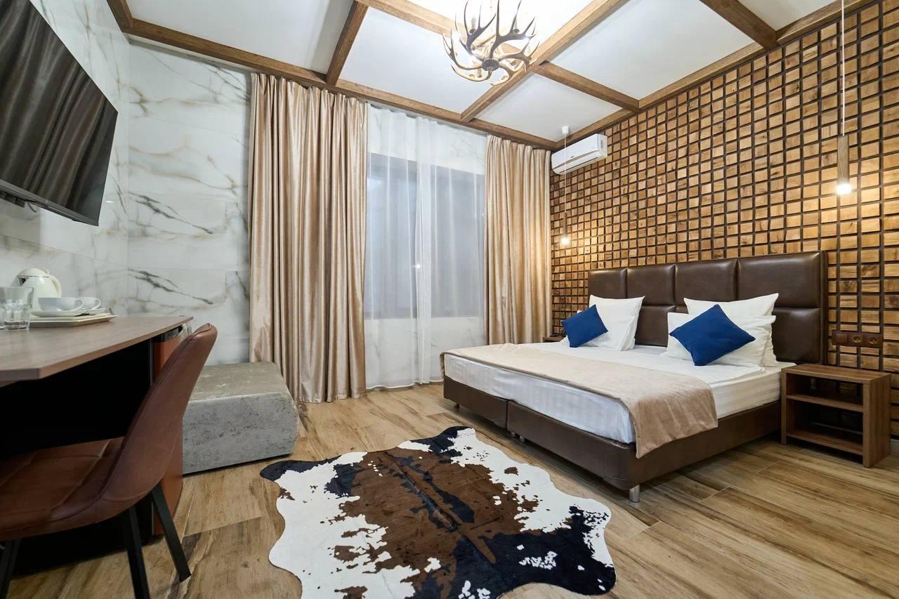 Вуд хаус отель красная поляна. Ред вуд отель. Ред вуд отель. Вуд хаус отель красная поляна. Ред вуд отель.