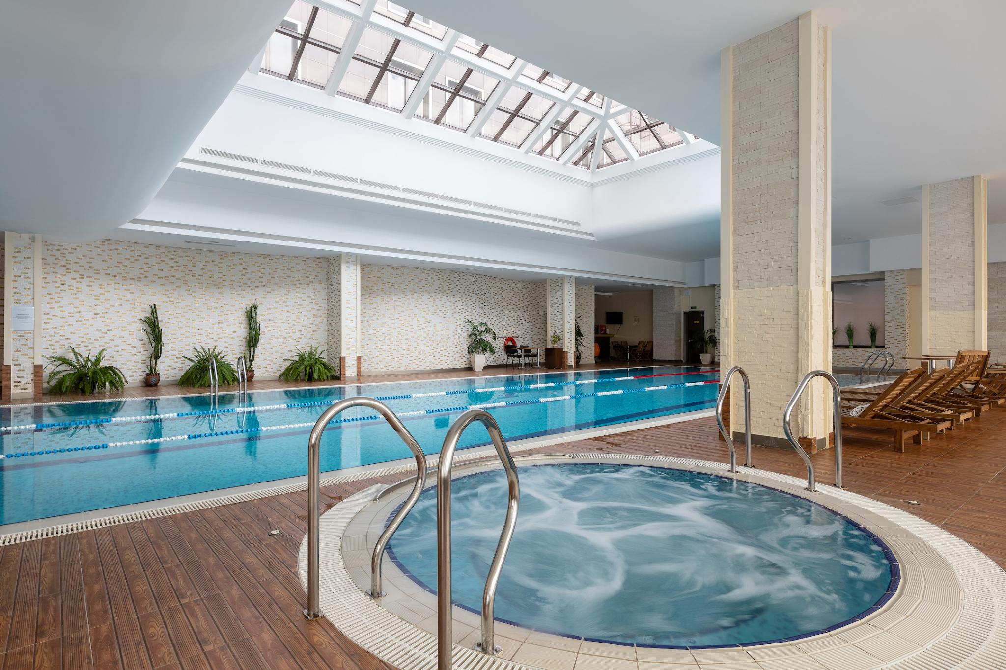 бассейн в президент отеле москва
