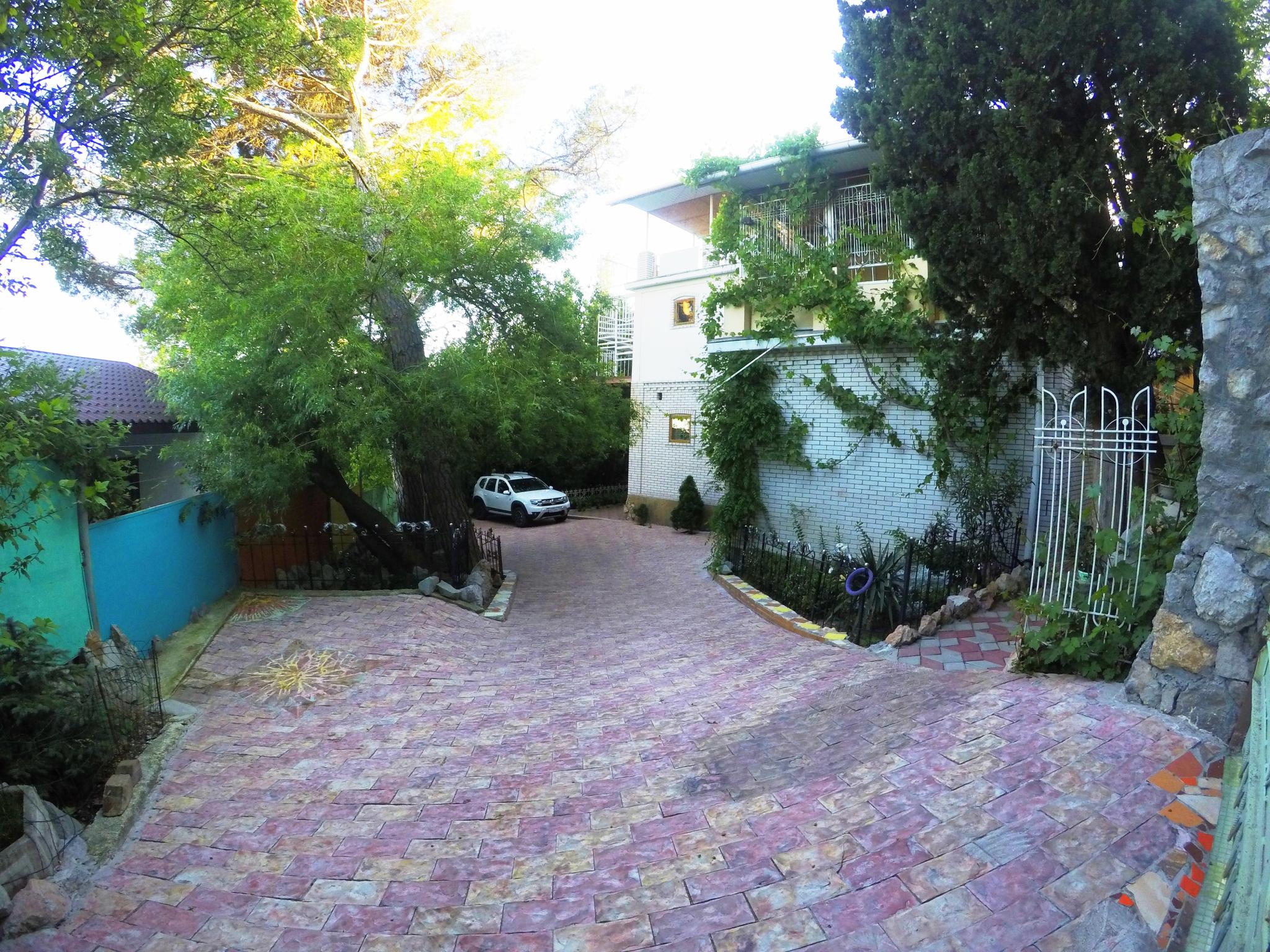 ТСН Западная 9а, управление недвижимостью, Западная ул., 9А, Алупка - Яндекс Кар