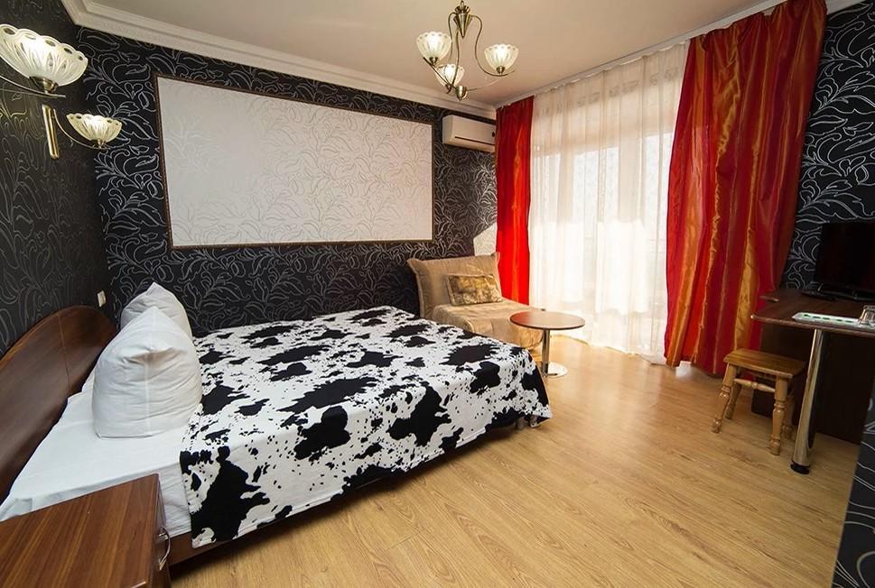 Отель Вариант 2*, Адлер, Сочи, цены от 4400 руб. 101Hotels.com