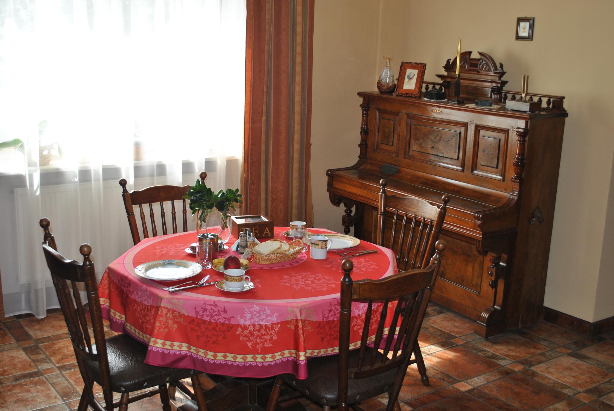 Гостевой дом на каштановой калининград. Гостевой дом на каштановой калининград. Каштановая аллея, 1в, калининград. Гостевой дом на каштановой калининград. Гостевой дом на каштановой ул.