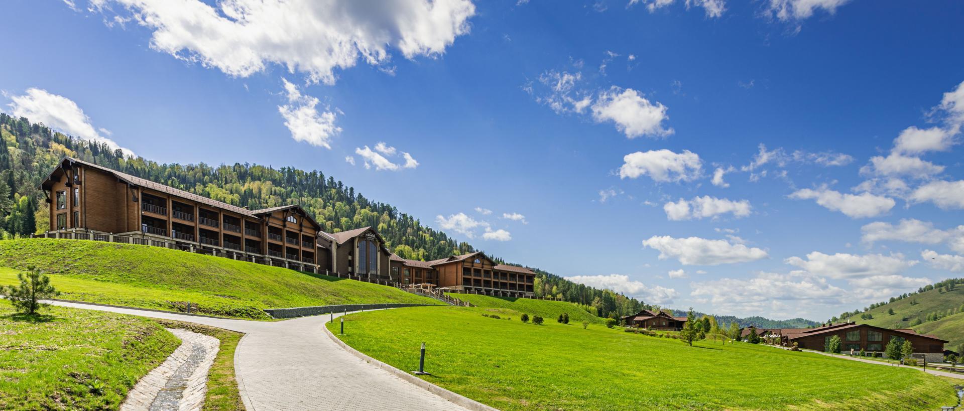 Cosmos Collection Altay Resort (Космос Коллекшен Алтай Резорт),  Бирюлинское, - цены на бронирование отеля, отзывы, фото, рейтинг гостиницы