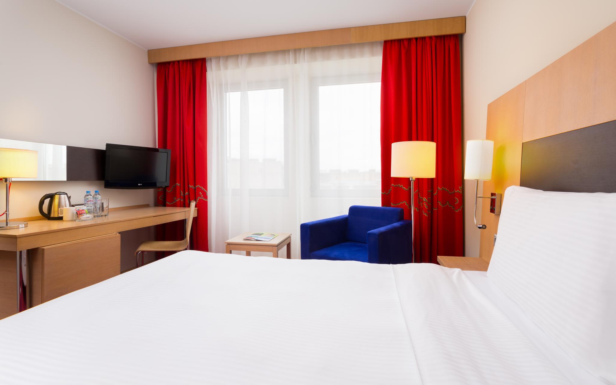 Park inn by radisson nevsky st petersburg. Парк ИНН от Рэдиссон Невский. Парк ИНН Невский завтрак. Отель Park Inn by Radisson Невский, ул. Гончарная, 4а, м. площадь Восстания. Park Inn by Radisson Nevsky St. Petersburg логотип.