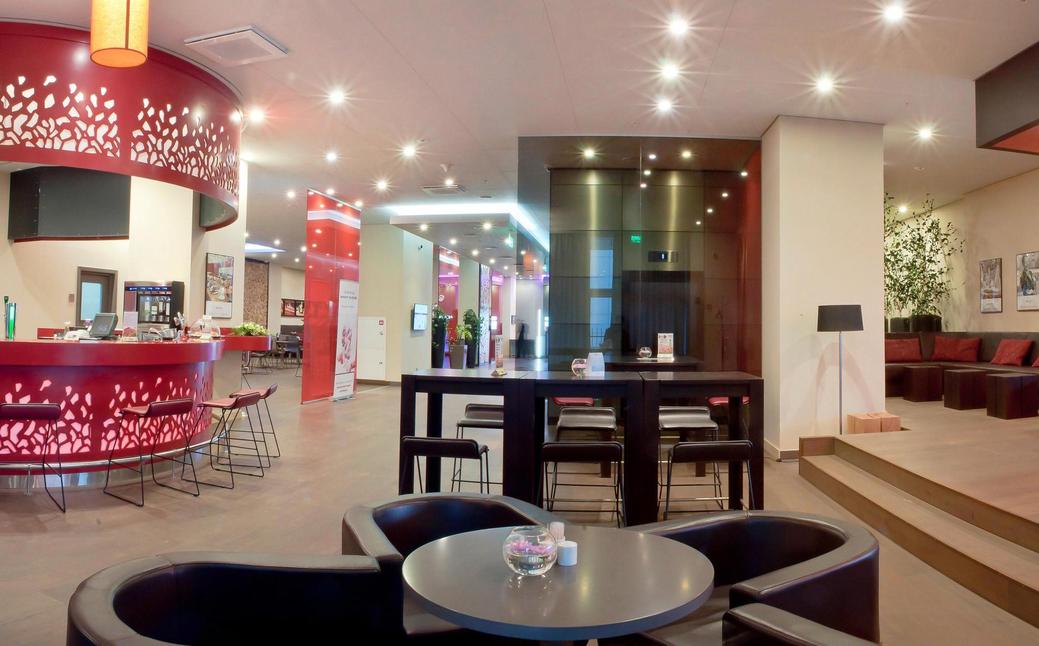 Place тюмень. вино эклетик. сигарный клуб тюмень. афиша тюмень концерты. Place тюмень.