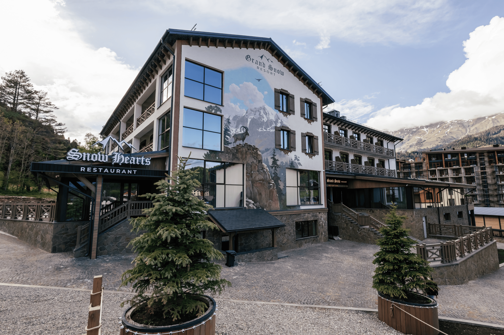 Grand snow resort