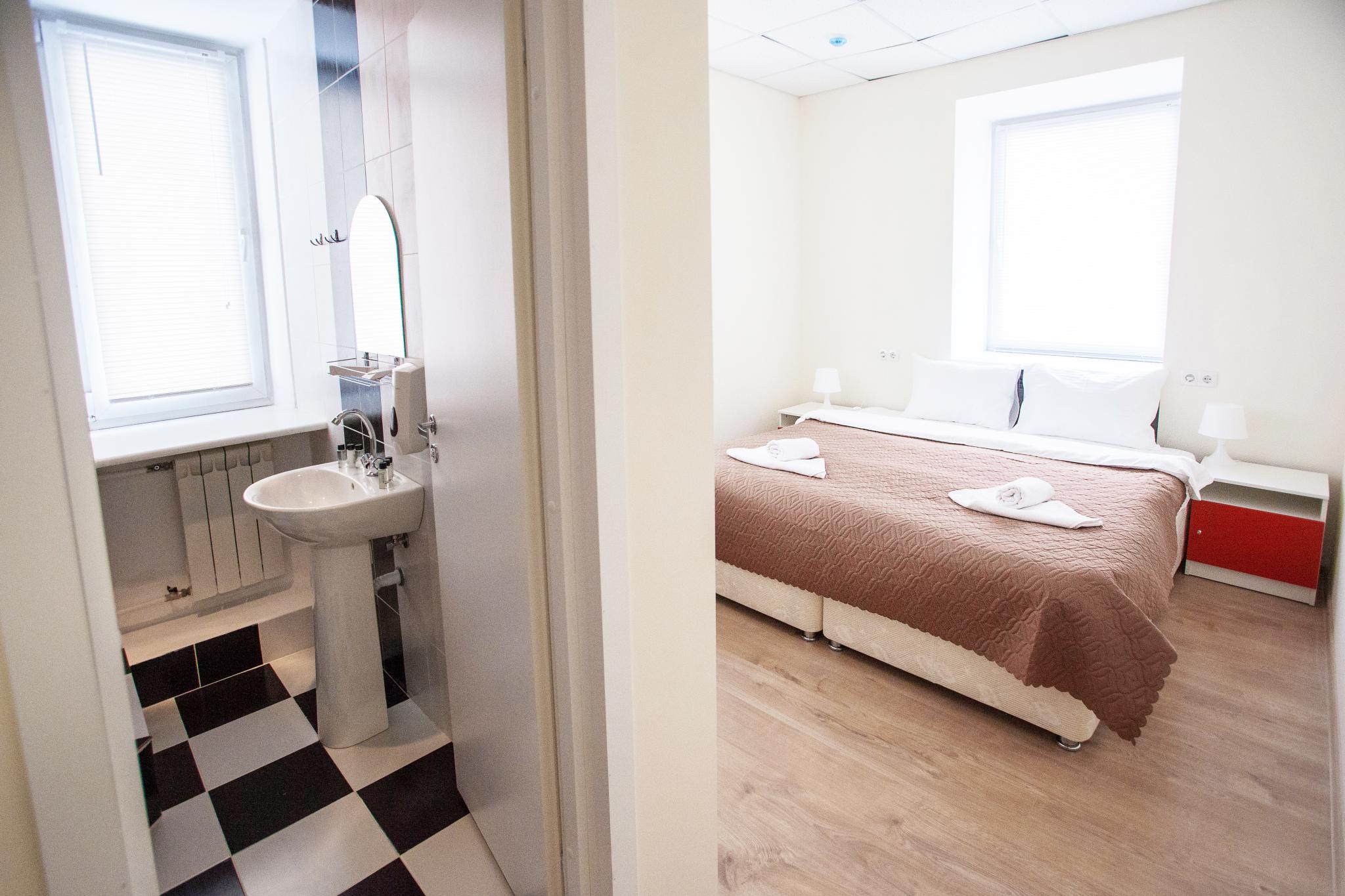 гостиница бульвар рокоссовского. формула за рулём гостиница москва. формула за рулем 2 гостиница москва. формула за рулем. кабина для кафе 2023.