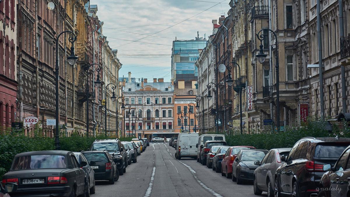 Санкт петербург улица пушкина. Пушкинская улица Санкт-Петербург. Пушкинская улица Невский проспект. Улица Пушкинская сагктпетерьурш. Пушкин Санкт-Петербург улицы.