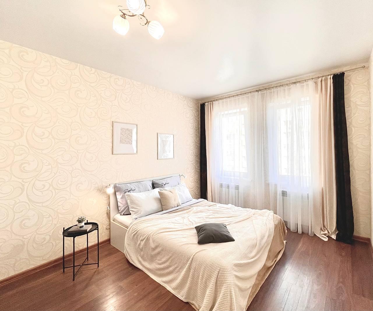 Апартаменты Atlantis Deluxe Kazan, Казань - снять в центре посуточно Номера на 1