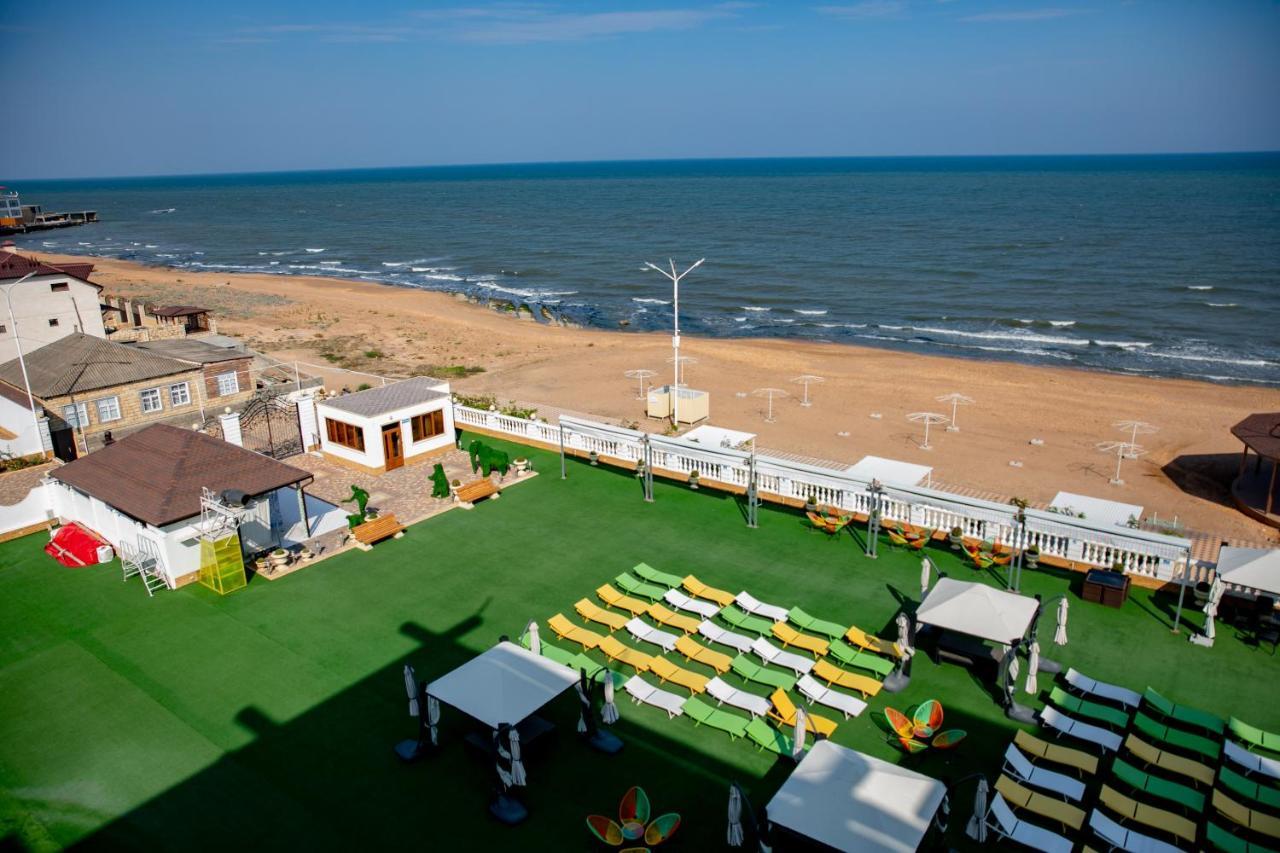 Отель Джами Каспийское море. Отель Голден Бич Дербент. Golden Beach 4 Дербент. Каспийское море отель Голден Бич.