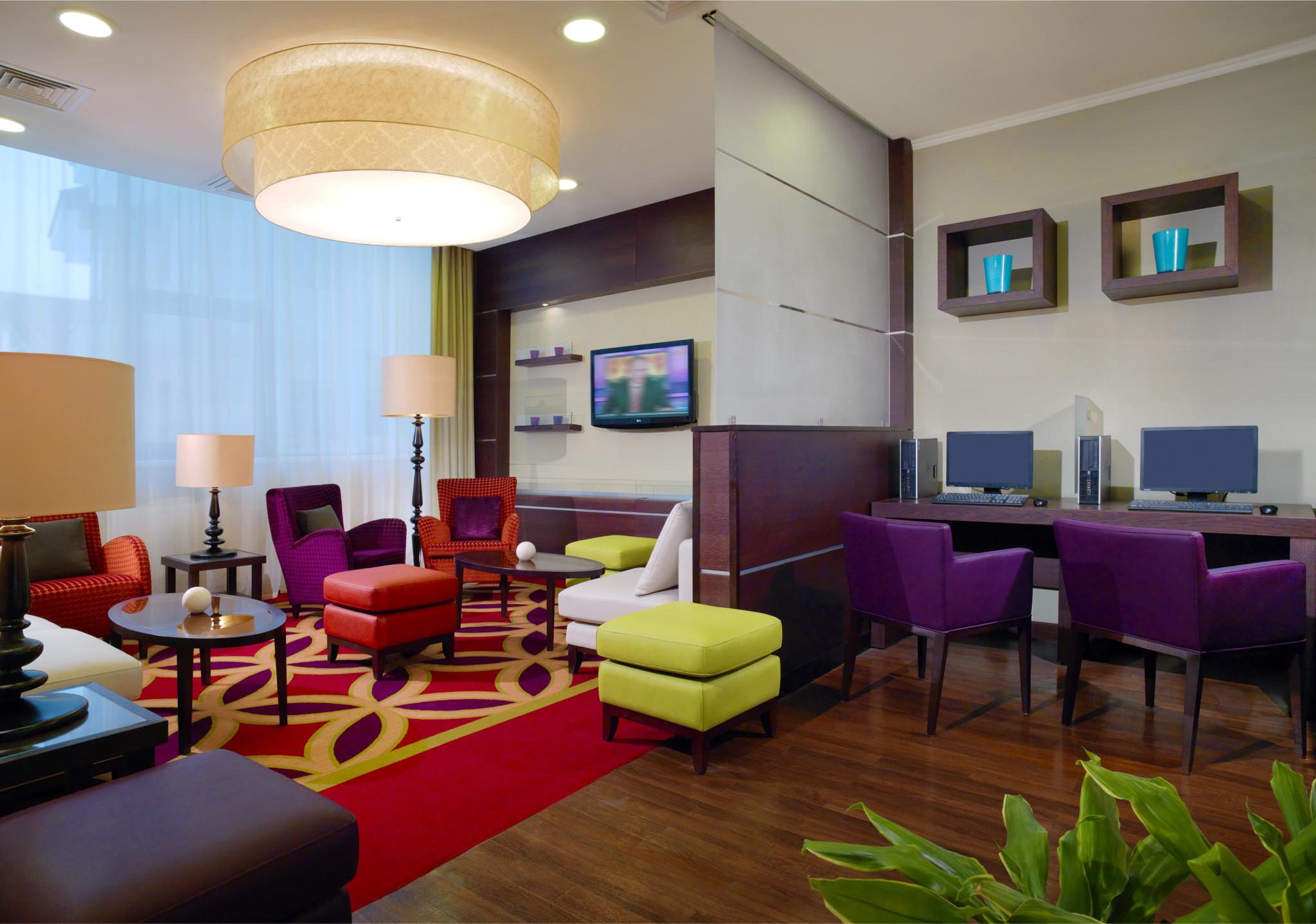 Courtyard marriott center. Отель Кортъярд Марриотт Иркутск. Иркутск Кортъярд Марриотт Иркутск Сити. Кортъярд Марриотт Иркутск Сити центр. Гостиница Марриотт Иркутск.