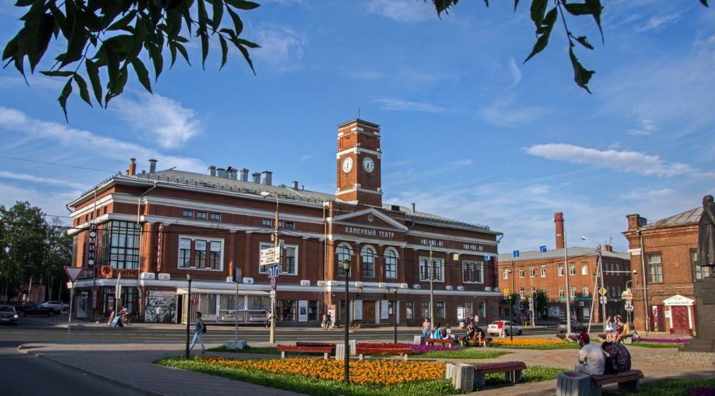 Накануне Дня памяти святых Жен-мироносиц в зале Камерного театра состоится город