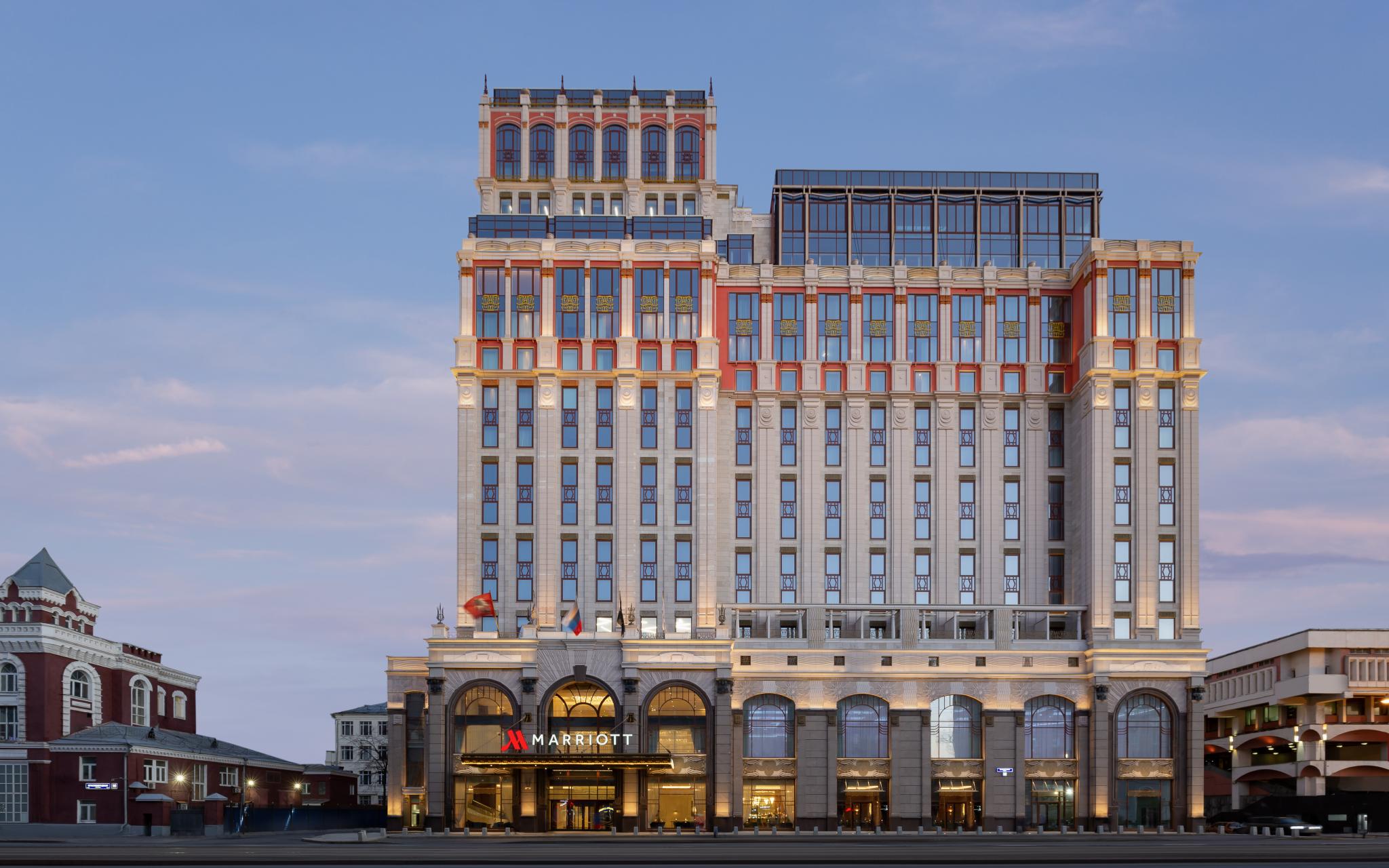 гостиница в москве в центре 5 звезд
