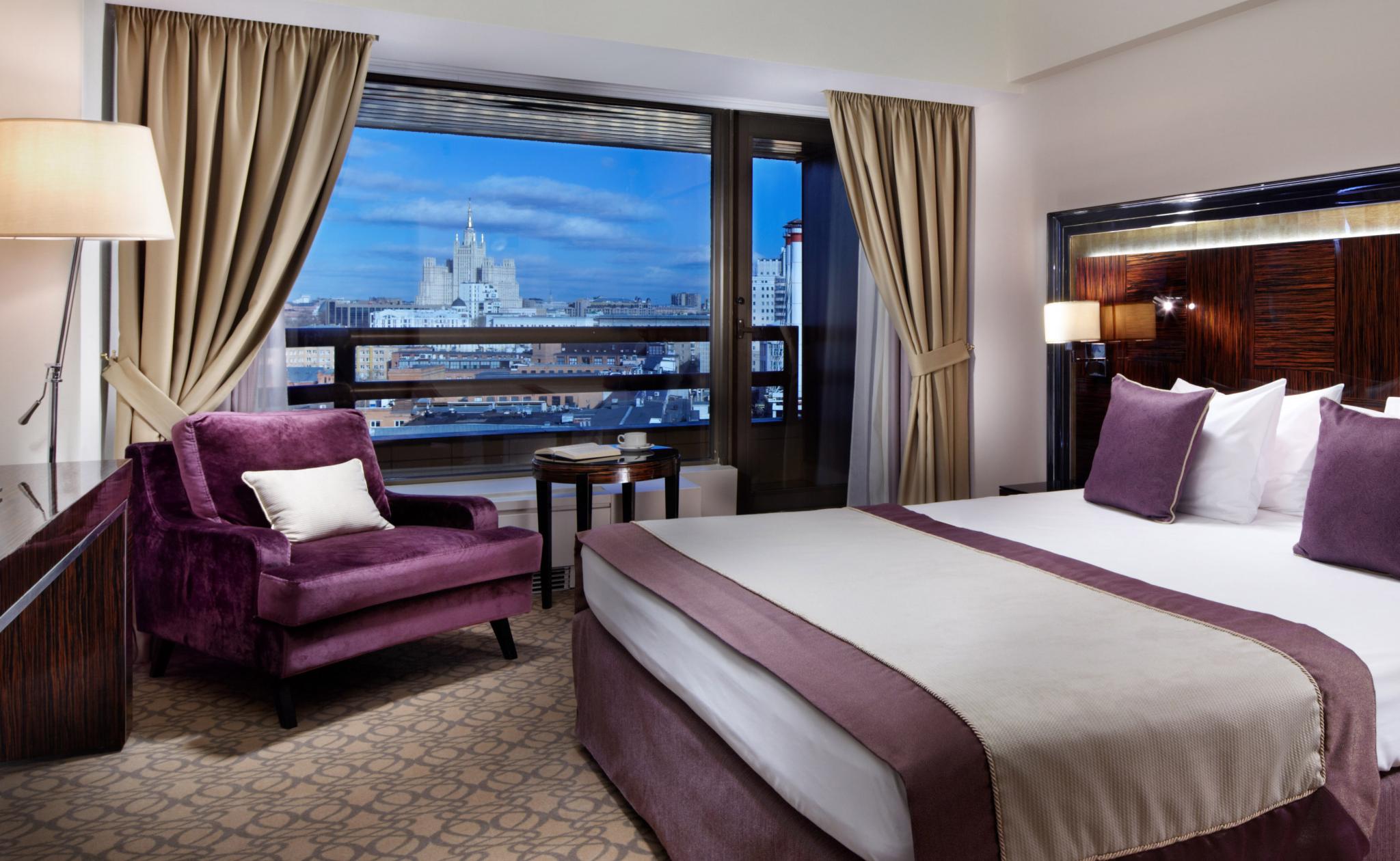 Отель плаза. Crowne Plaza Moscow - World trade Centre 5*. Москва отель Crowne Plaza Краснопресненская. Гостиница Краун Плаза Москва. Краснопресненская набережная 12 гостиница Crowne Plaza.