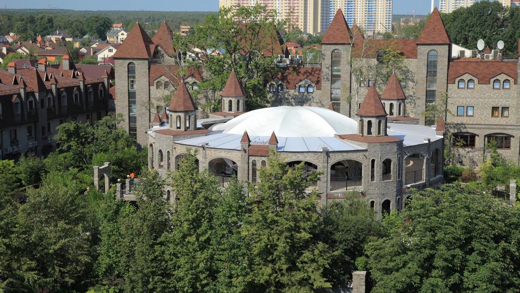 село Немчиновка - цены на элитную недвижимость в Немчиновка в 2 км от Москвы