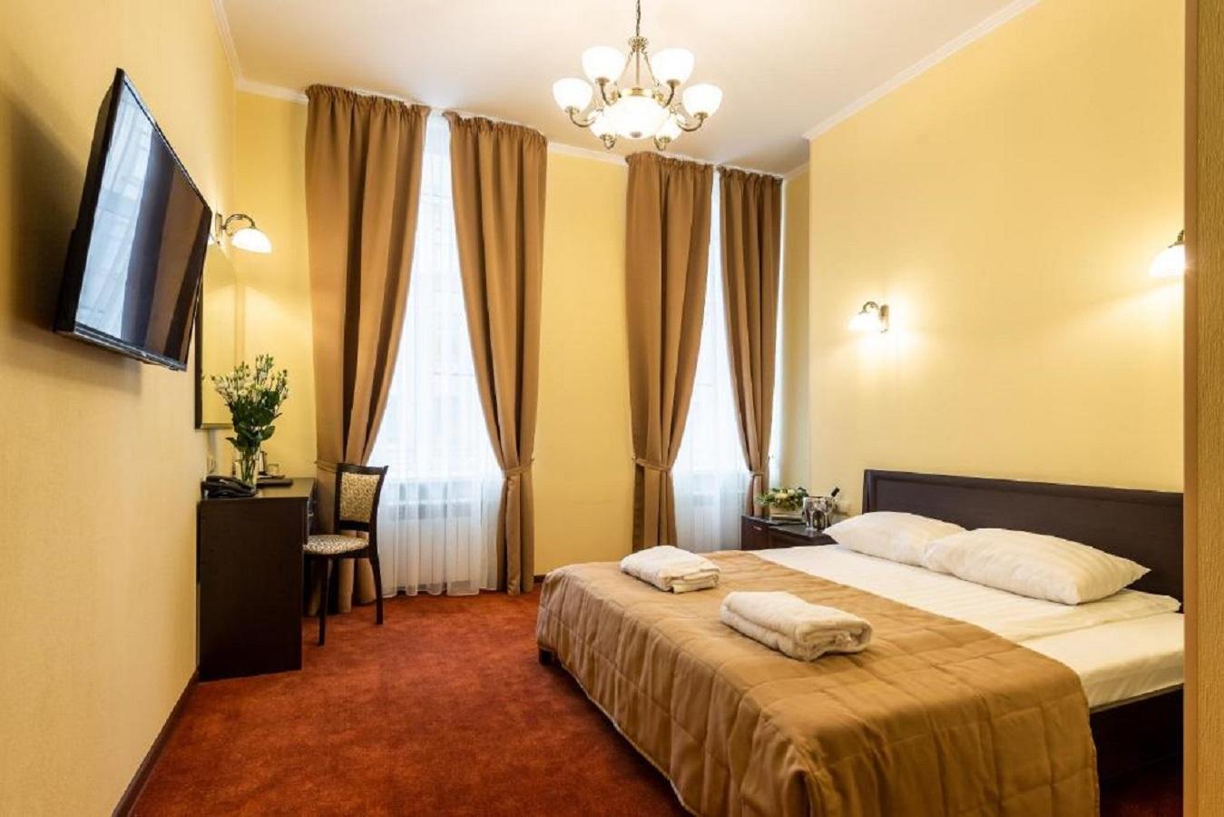 Гостиница СТАРЫЙ НЕВСКИЙ М. ПЛОЩАДЬ АЛЕКСАНДРА НЕВСКОГО С ЗАВТРАКОМ 3*, Санкт-Пе