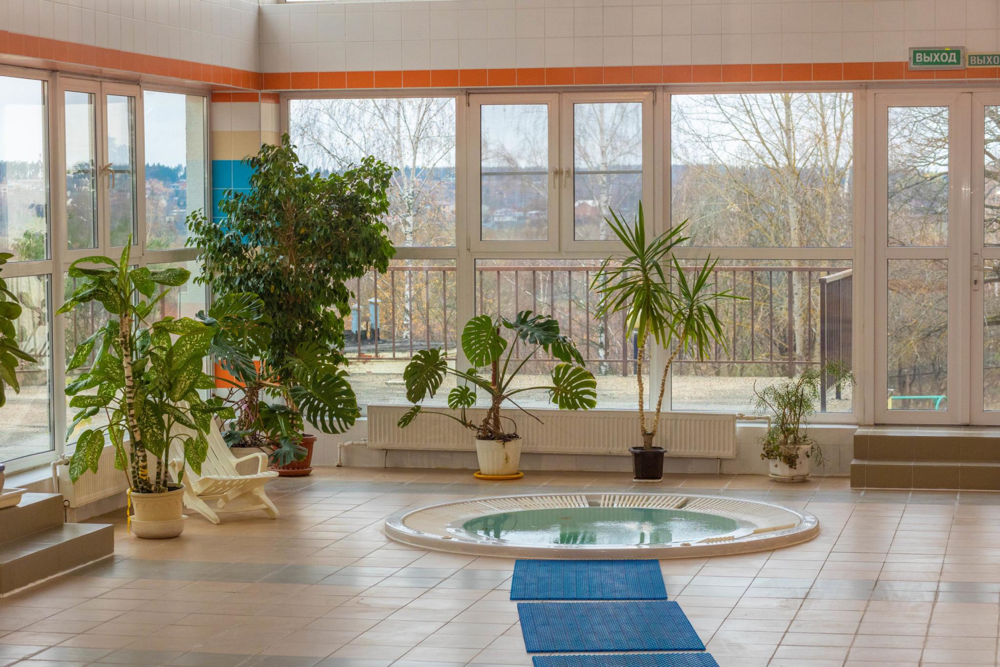 Гостиница СОЛНЕЧНАЯ ПОЛЯНА ПОДМОСКОВЬЕ КАТАНИЕ ГОРНОЛЫЖНАЯ ТРАССА ПОКАТАТЬСЯ ХОК