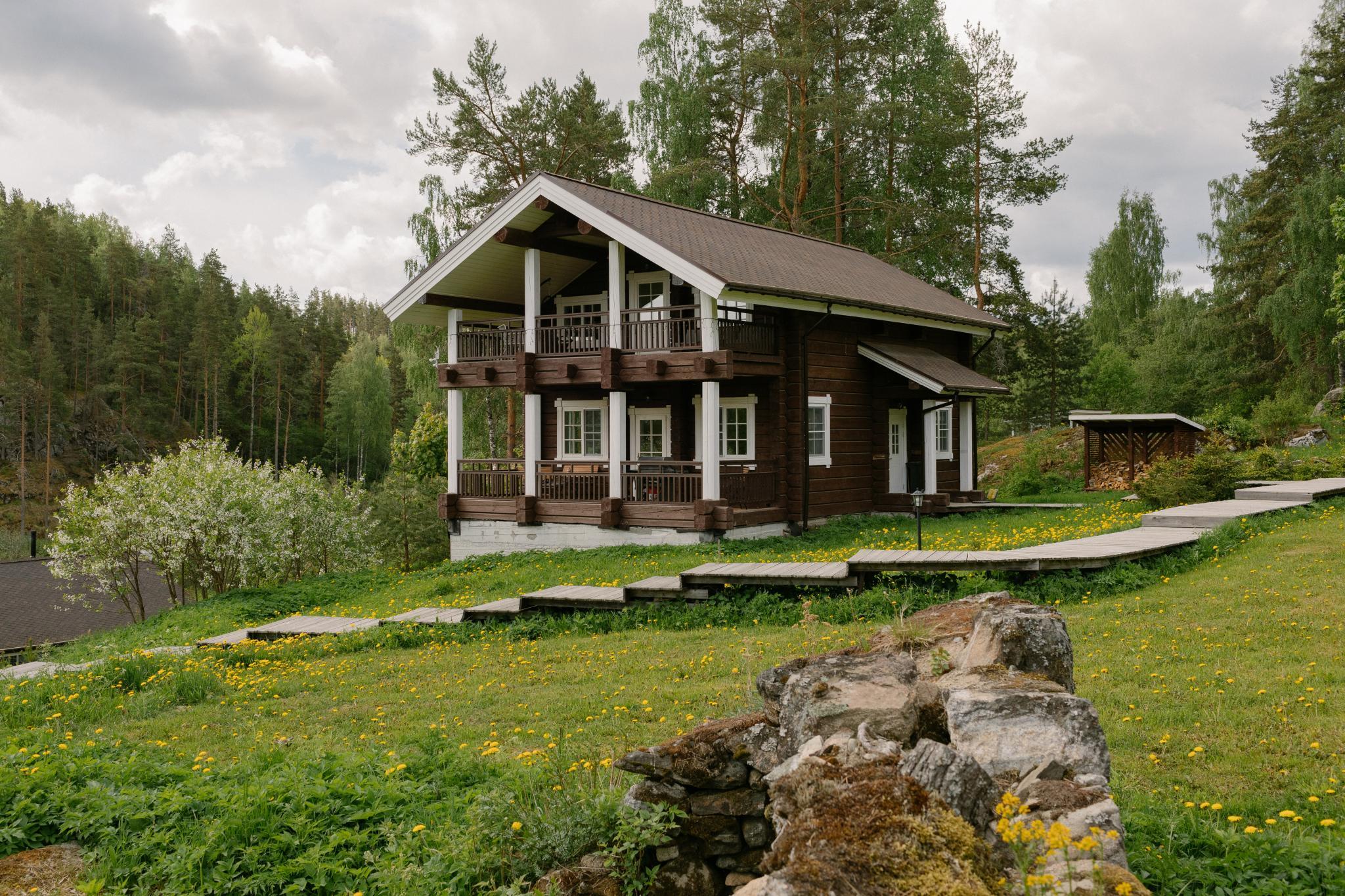 Forrest lodge karelia