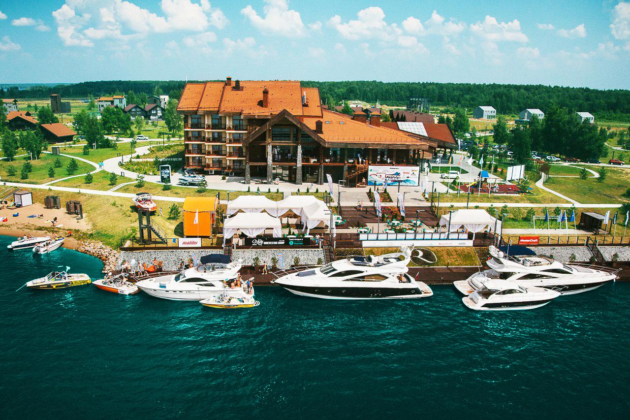 Фото Пристань Конаково,вид с берега. в городе Конаково