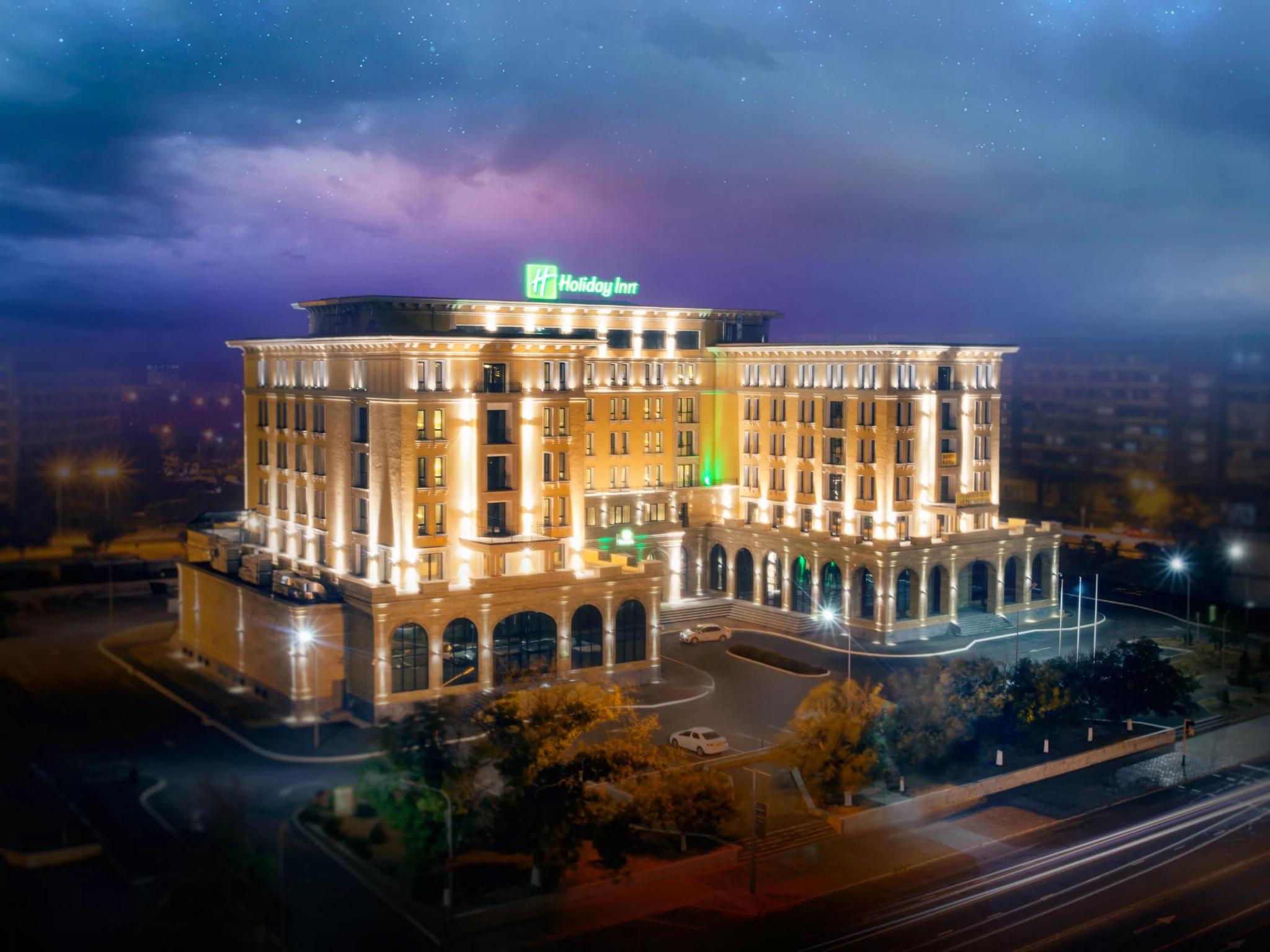 Holiday Inn Aktau (Холидей Инн Актау), Актау, - цены на бронирование отеля,  отзывы, фото, рейтинг гостиницы