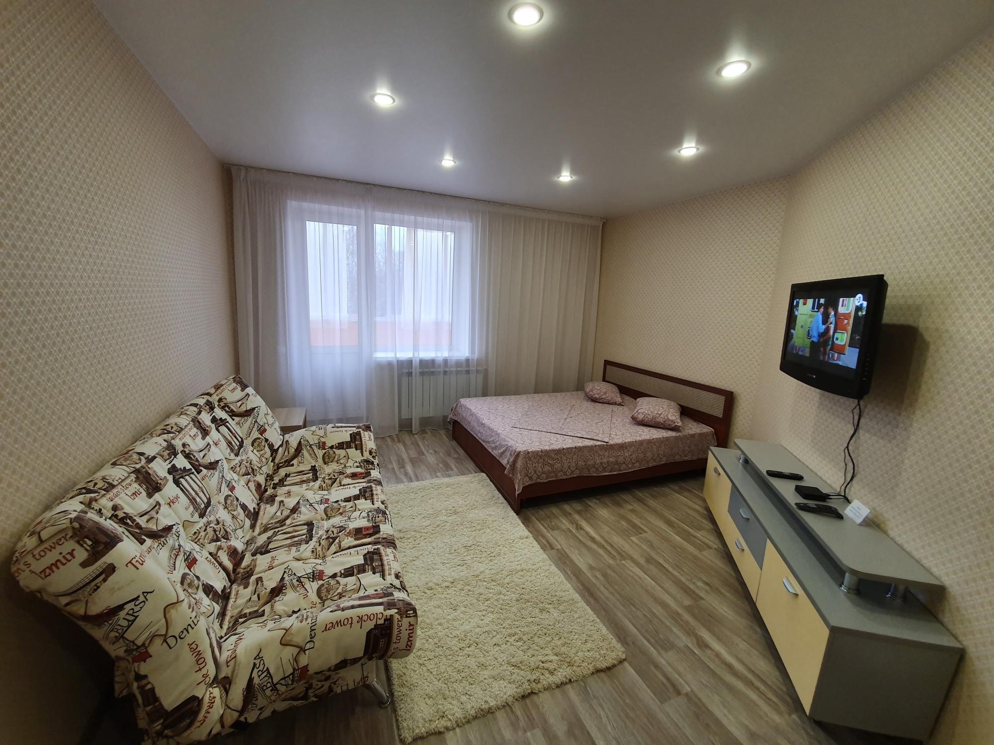 2-комнатная квартира посуточно, Сыктывкар, Дальняя улица, 37, объявление 408633