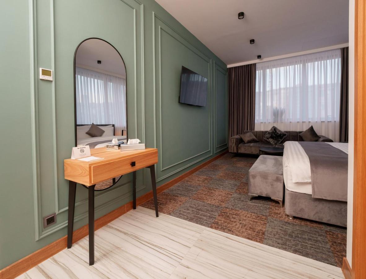 Гостиница ревивал. Отель ревиваль. Revival hotel москва. Гостиница ревивал. Москва, петровка 19с3.