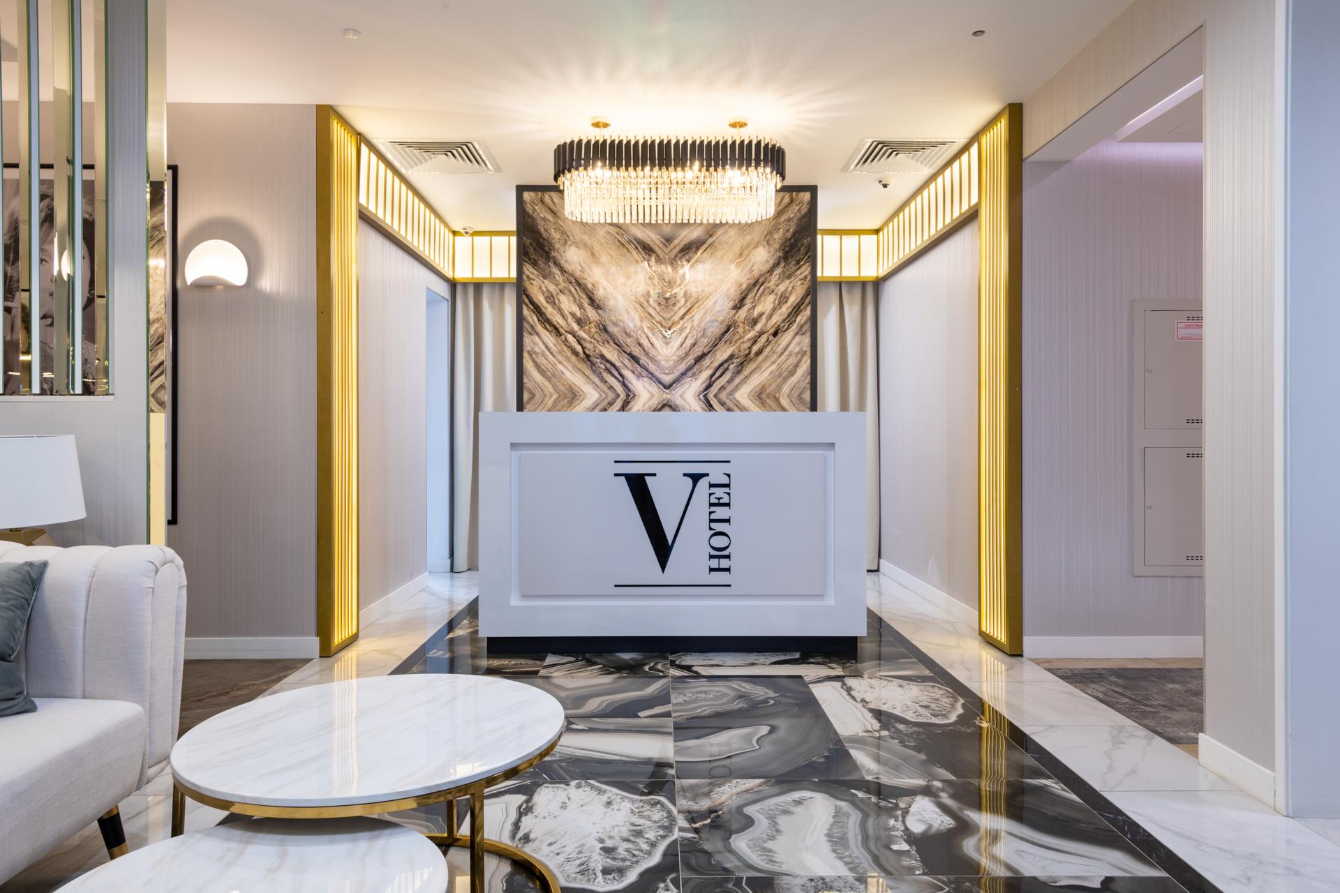 V hotel. V отель Тверская. Отель Hotel Tverskaya. Отель Тверская 5 Москва. V Hotel Tverskaya ресторан.