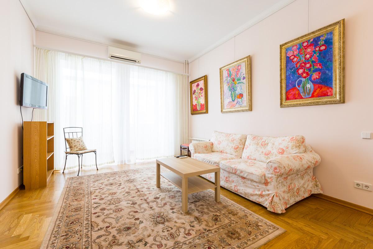 Г москва улица заморенова д 27. Заморенова 11а. Квартира на сутки Краснопресненская. Купить квартиру ул Заморенова Москва. Снять квартиру в Москве посуточно на Баррикадной.