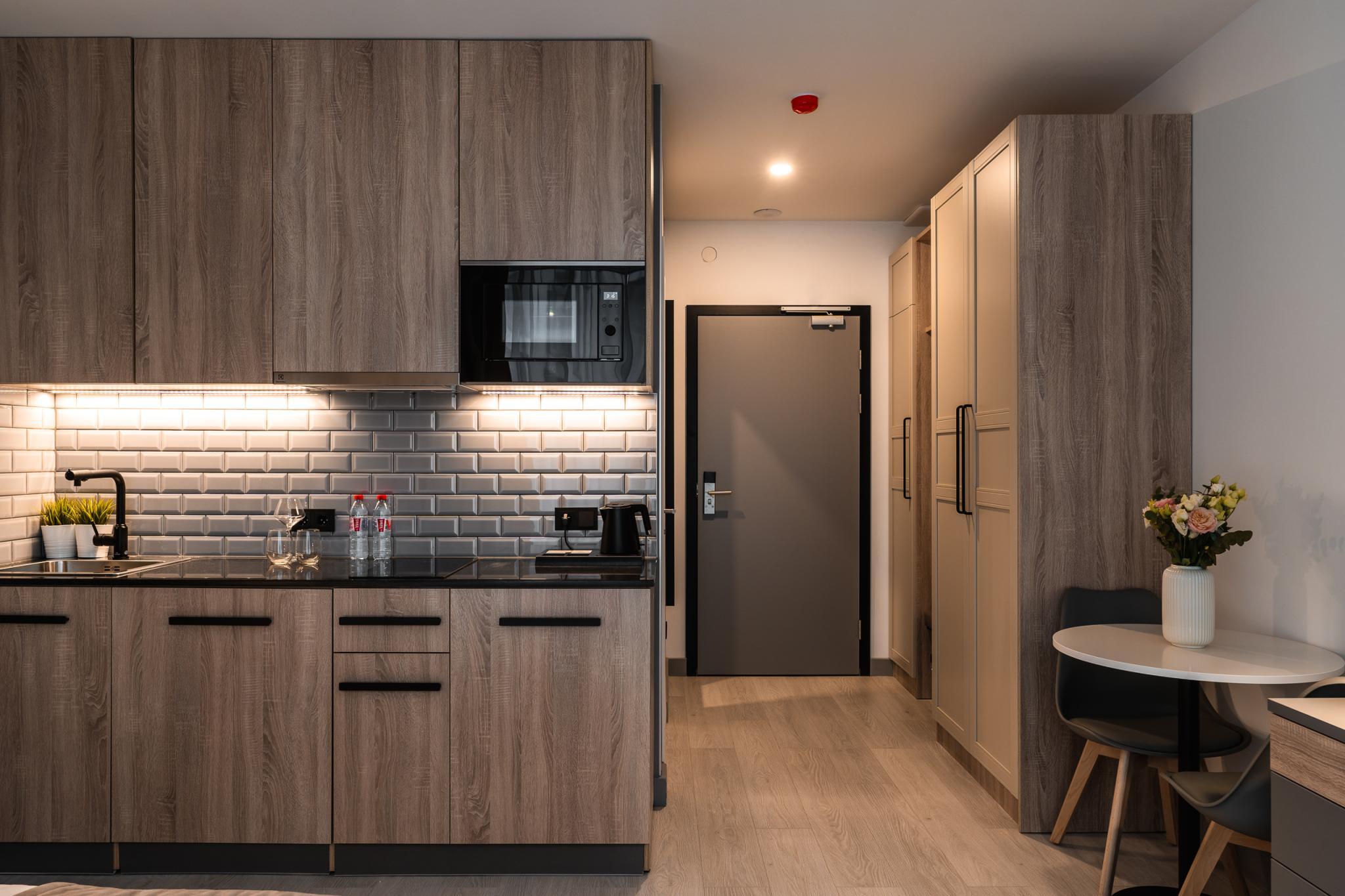 Yard residence. Апарт-отель Yard Residence 4*. Ярд Резиденс апарт отель Санкт-Петербург. Херсонская 43/12 апарт отель ярд. Гостиница ярд Резиденс Санкт-Петербург.