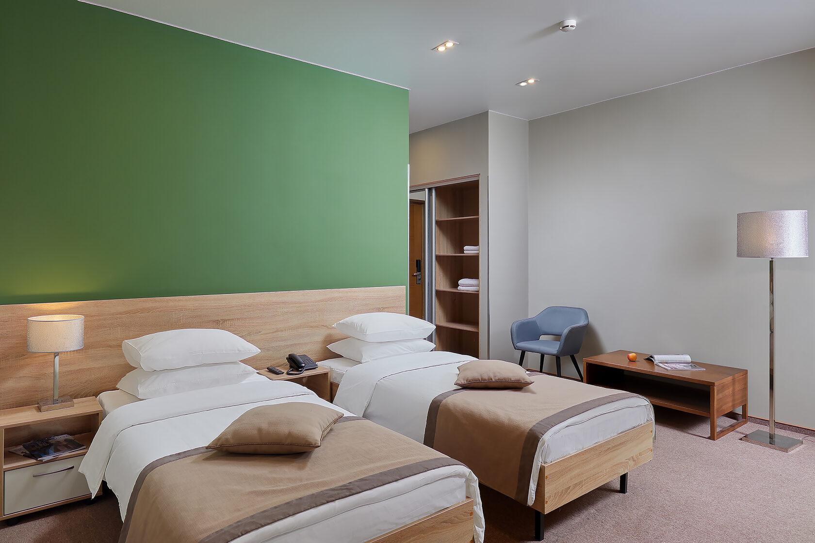 Good nice hotel patong 2. The nice patong hotel. Nice hotel 2. затон гестхаус. Amy's beach apartments районг.