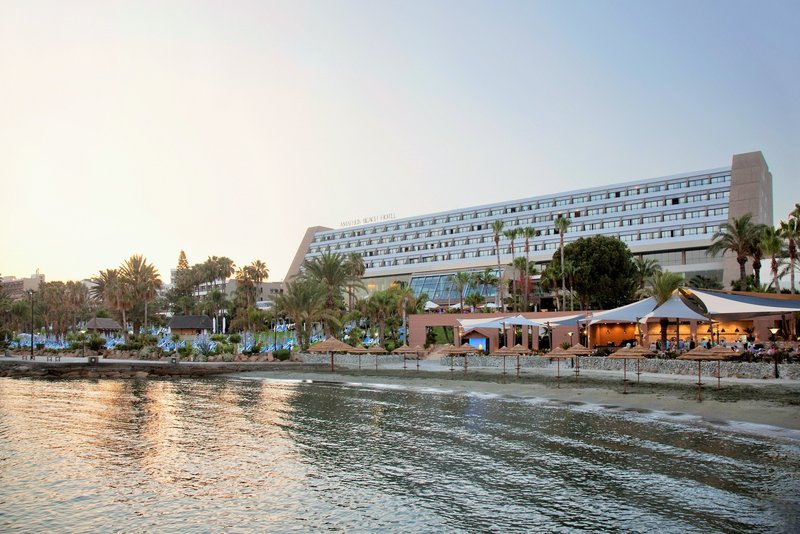 Amathus limassol. Аматус отель кипр лимассол. Amathus beach hotel limassol. Amathus limassol. Аматус отель кипр.