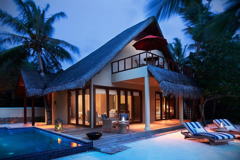 Taj exotica. Тадж экзотика Мальдивы. Taj Exotica Resort & Spa. Taj Exotica Resort & Spa Maldives. Мальдивы Атолл домики