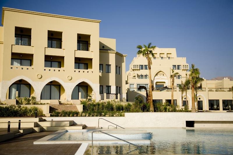 Tala bay иордания. Tala bay hotel resort aqaba. Aqaba jordan. Tala bay hotel resort aqaba. Swiss-belresort pecatu 4*.