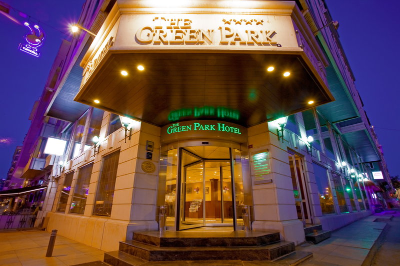 Гостиница «парк тауэр» 4*. Central park лондон. Park street kolkata. Green park стамбул. The hotel is park.
