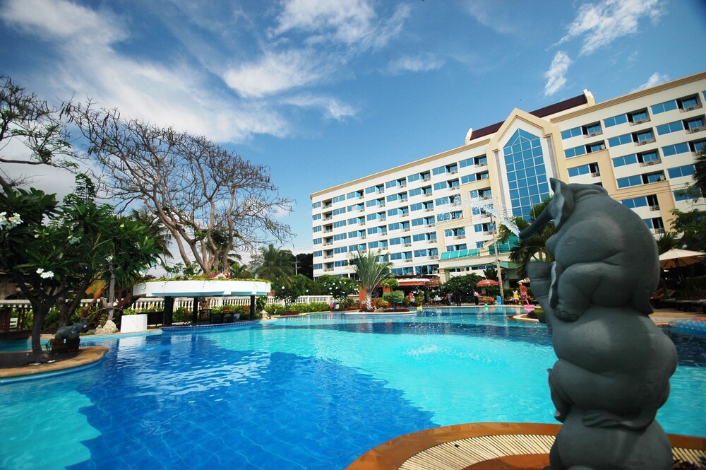 Jomtien pattaya 3. Джомтьен Гарден Паттайя. Джомтьен Гарден отель Тайланд. Jomtien Garden Hotel Resort Паттайя. Паттайя Гарден отель 3.