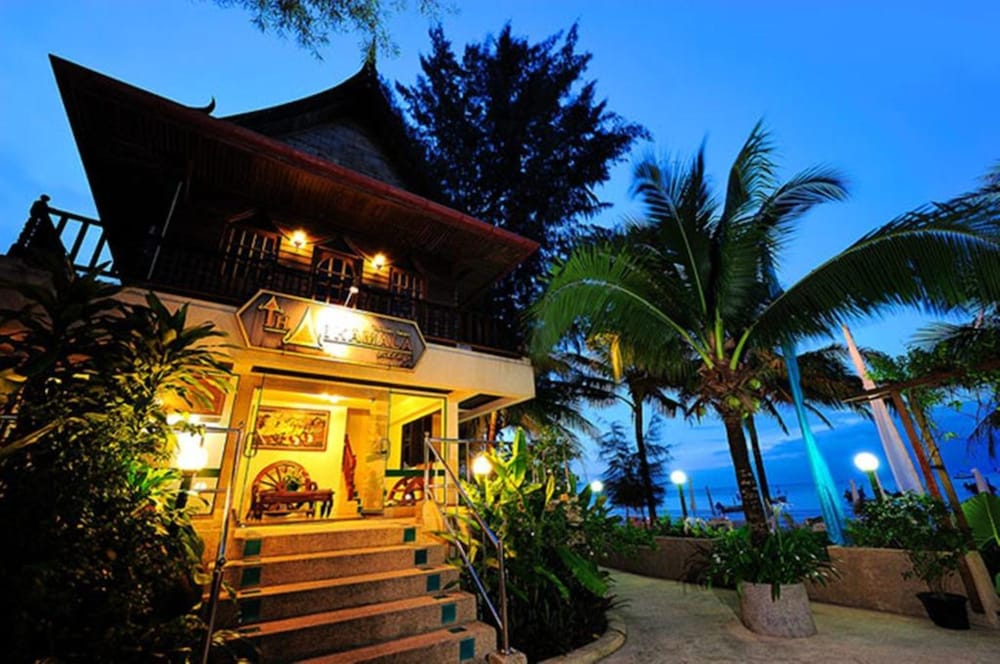 Виладж пхукет. Thai Kamala Village Phuket.