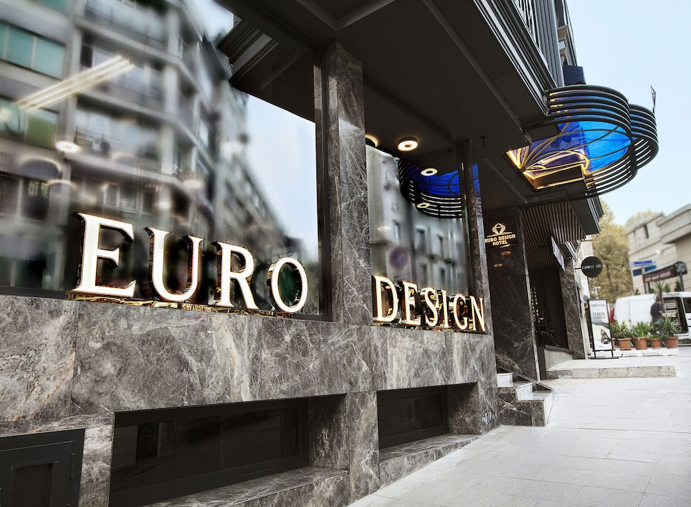 Design hotel istanbul. Euro Design Hotel Стамбул. Great Fortune Design Hotel Стамбул. Вывеска гостиницы. Отель Euro Design 4*.