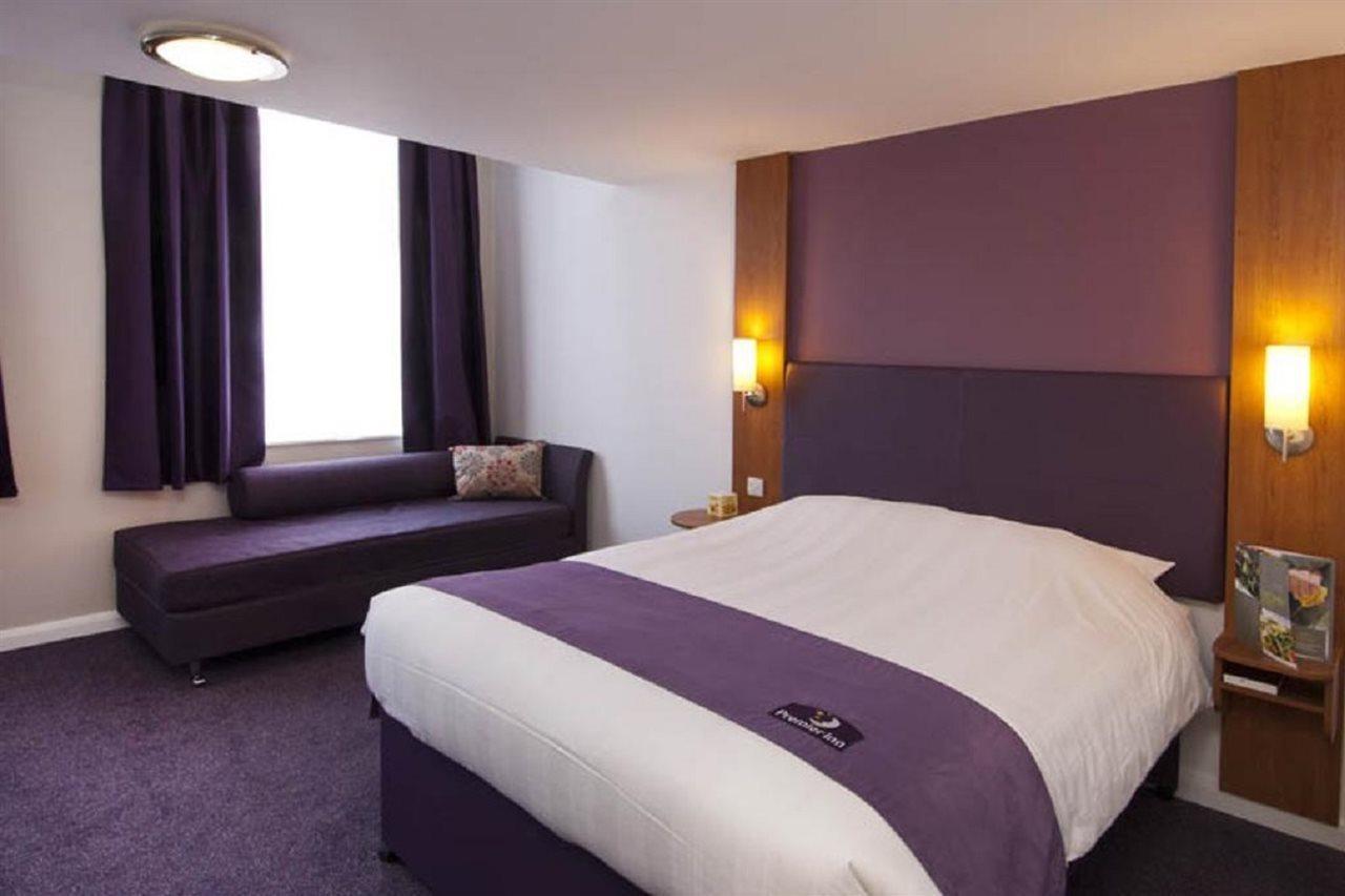 PREMIER INN LONDON CITY OLD STREET, Лондон, - цены на бронирование отеля,  отзывы, фото, рейтинг гостиницы