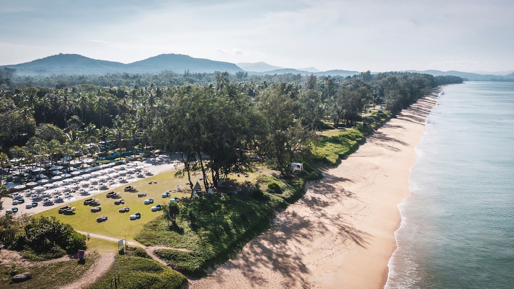 Avani mai khao phuket