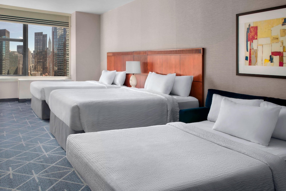 E 1 room. Hotel Hilton New York Manhattan.